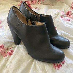 2 for $20 CROWN VINTAGE black vegan leather ankle booties